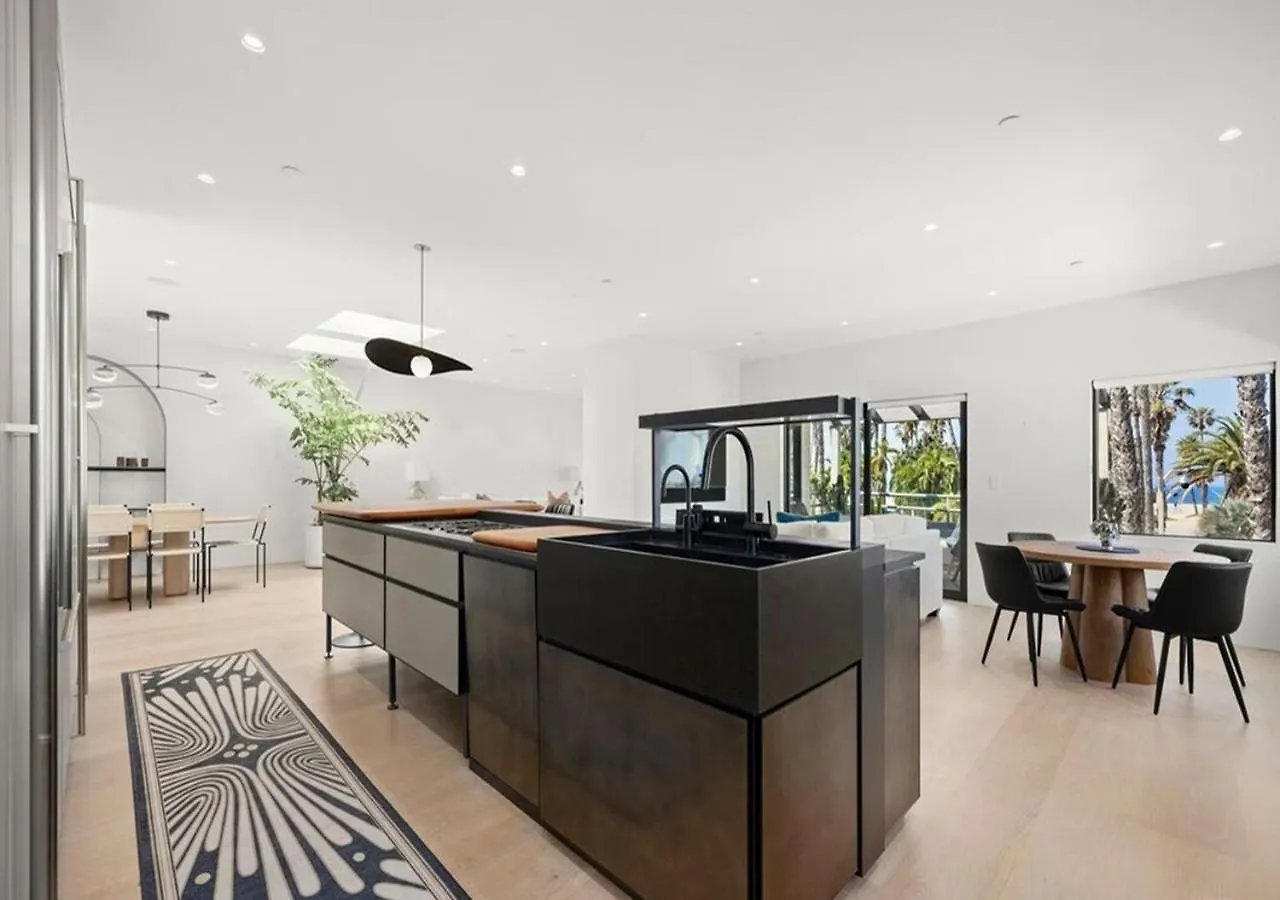 Holiday home Ocean Park Blv Four Bedrooms Apartment Los Angeles