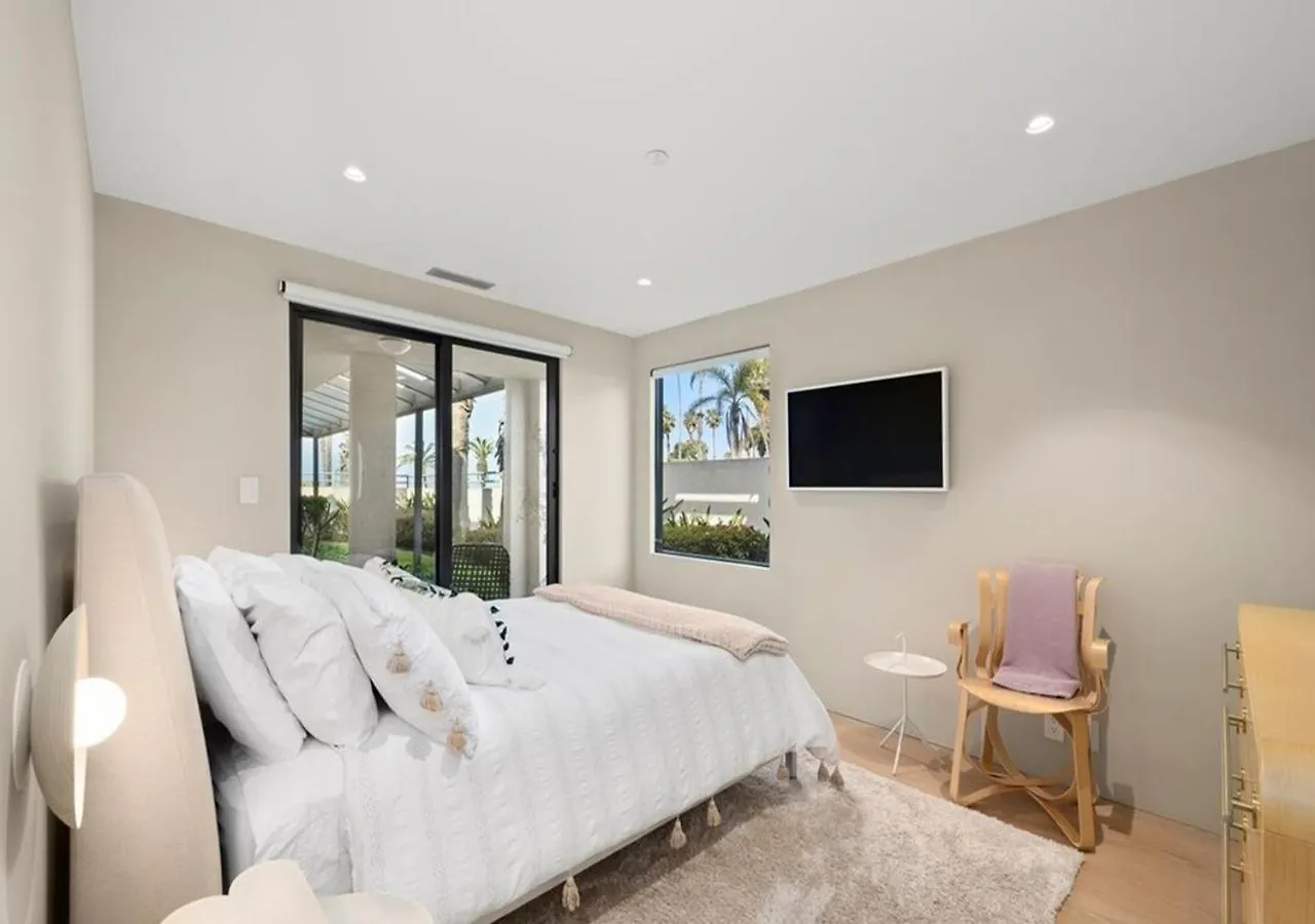 Holiday home Ocean Park Blv Four Bedrooms Apartment Los Angeles United States