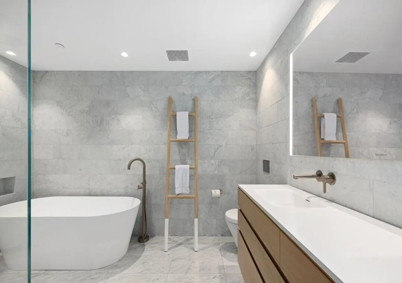 Ocean Park Blv Four Bedrooms Apartment Los Angeles 0*,  United States